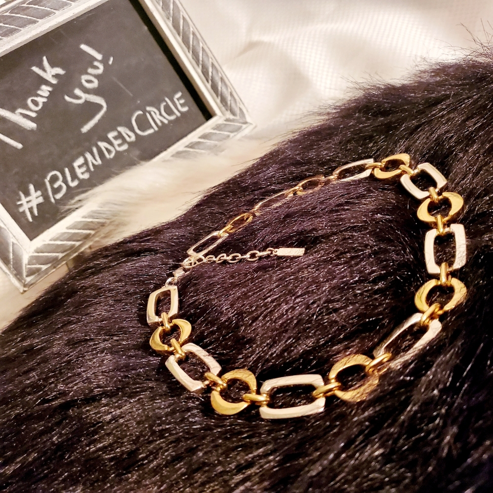 Jewelry - Picture 6 of 6